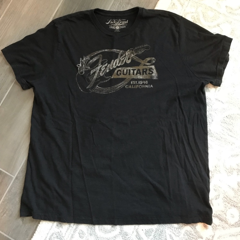 Lucky Brand T-shirt